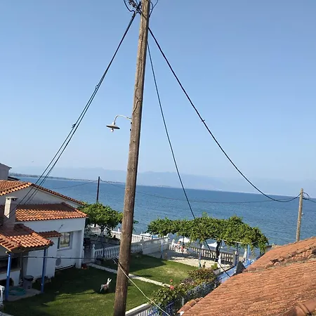 Kagias Apartments, * Petalídhion