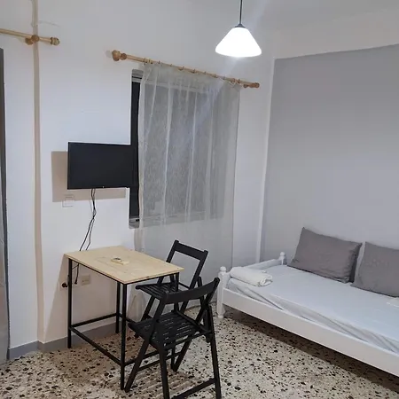 Kagias Apartments, * Petalídhion