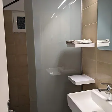 Kagias Apartments, *